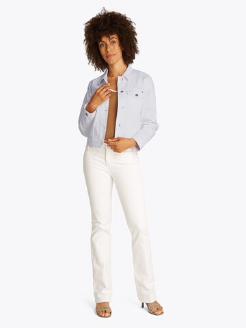 TOMMY HILFIGER Övergångsjacka i vit