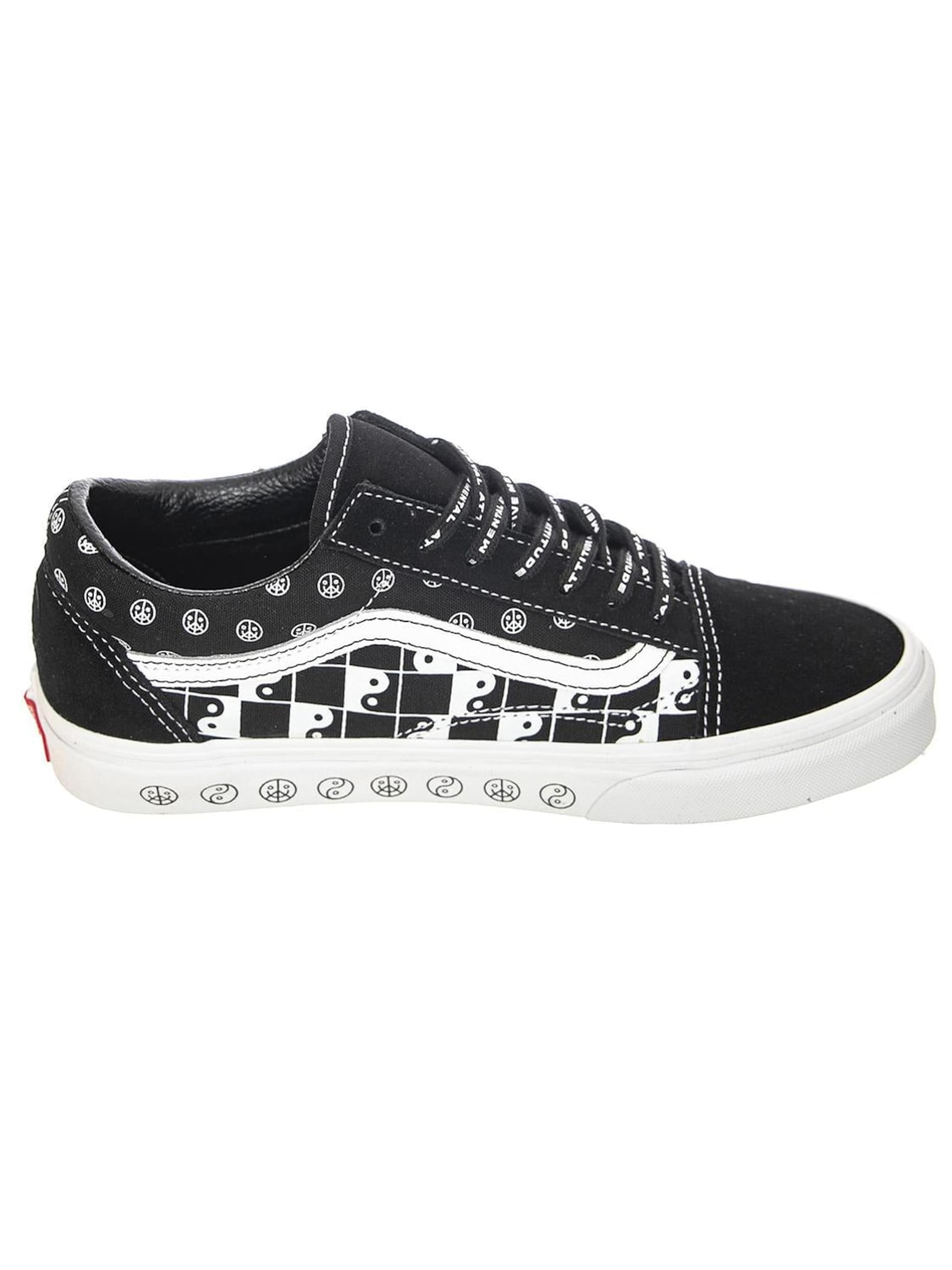 Scarpa stringata sportiva di VANS in nero