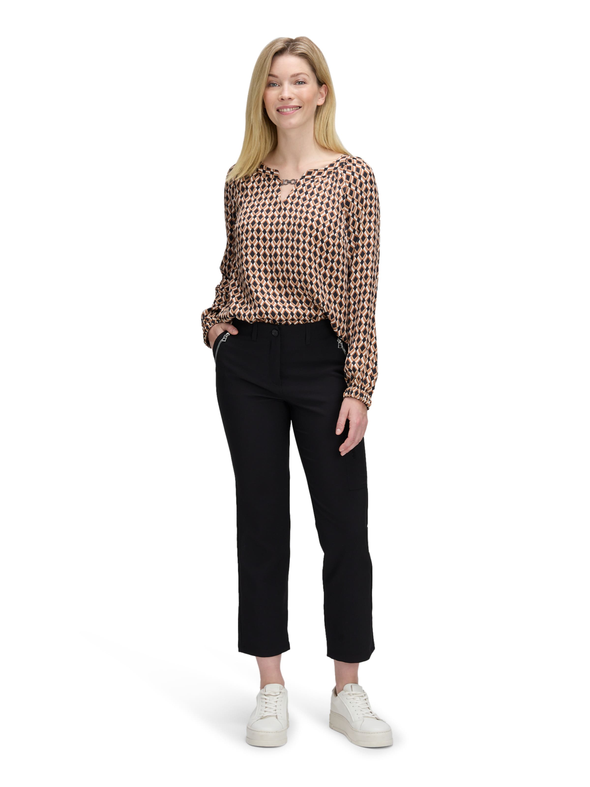 Betty Barclay Slim fit Pants in Black