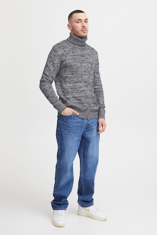 !Solid Sweater 'Philaremo' in Blue