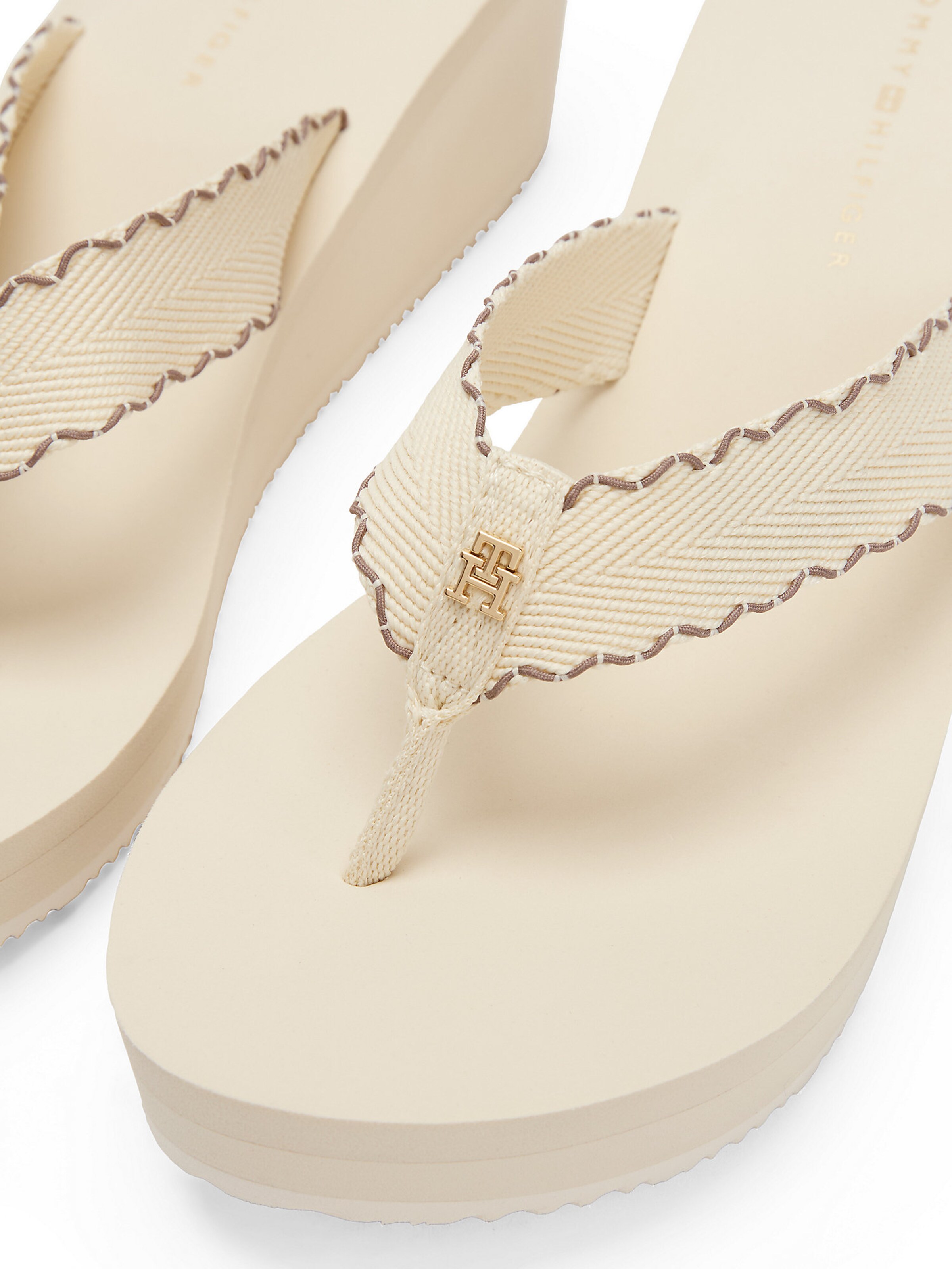 TOMMY HILFIGER Zehentrenner in Beige