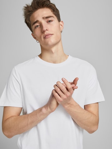 JACK & JONES Regular fit Μπλουζάκι 'Noa' σε μαύρο