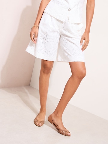 Friends Like These Ballerina in Brown