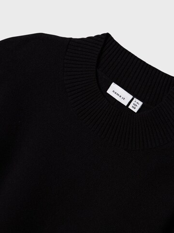 NAME IT Pullover i sort