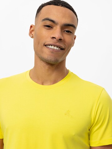 T-Shirt Daniel Hills en jaune