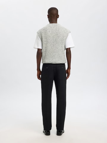 Regular Pantalon à plis 'SLH196' SELECTED en noir