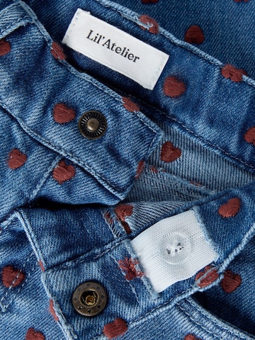 Lil'Atelier - Loosefit Vaquero en azul
