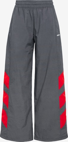 ADIDAS ORIGINALS Trousers in Black: front