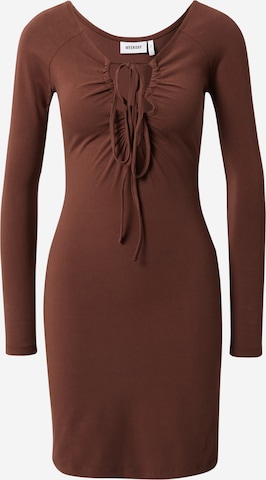 Robe WEEKDAY en marron : devant