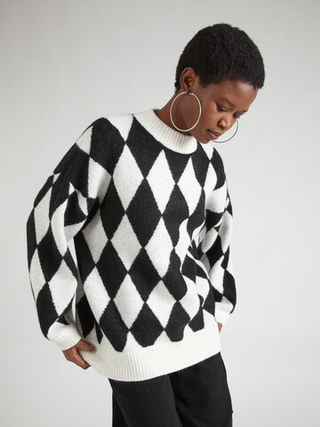 Monki Sweater in White: front