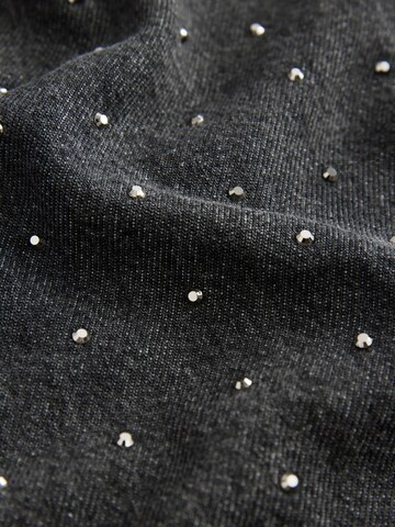 Rochie de la Next pe negru