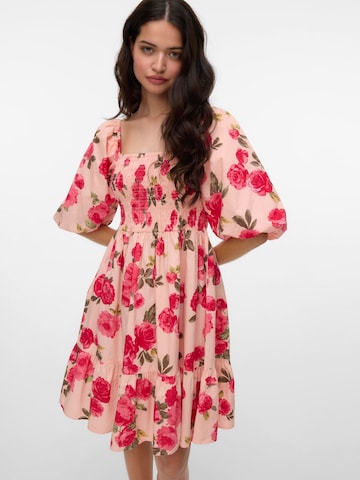 Robe 'VMNomia' VERO MODA en rouge : devant