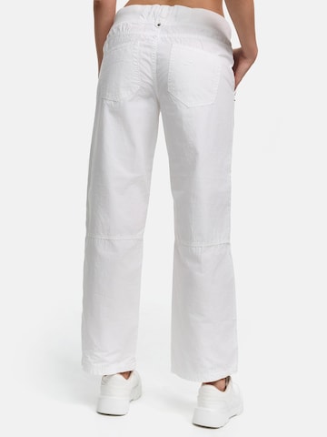 Tazzio Regular Pants 'F601' in White