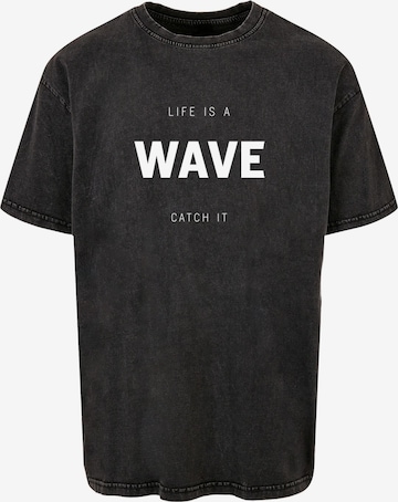 Merchcode Shirt 'Summer - Life is a wave' in Grijs: voorkant