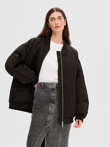 SELECTED FEMME Between-Season Jacket 'Berete' in Black