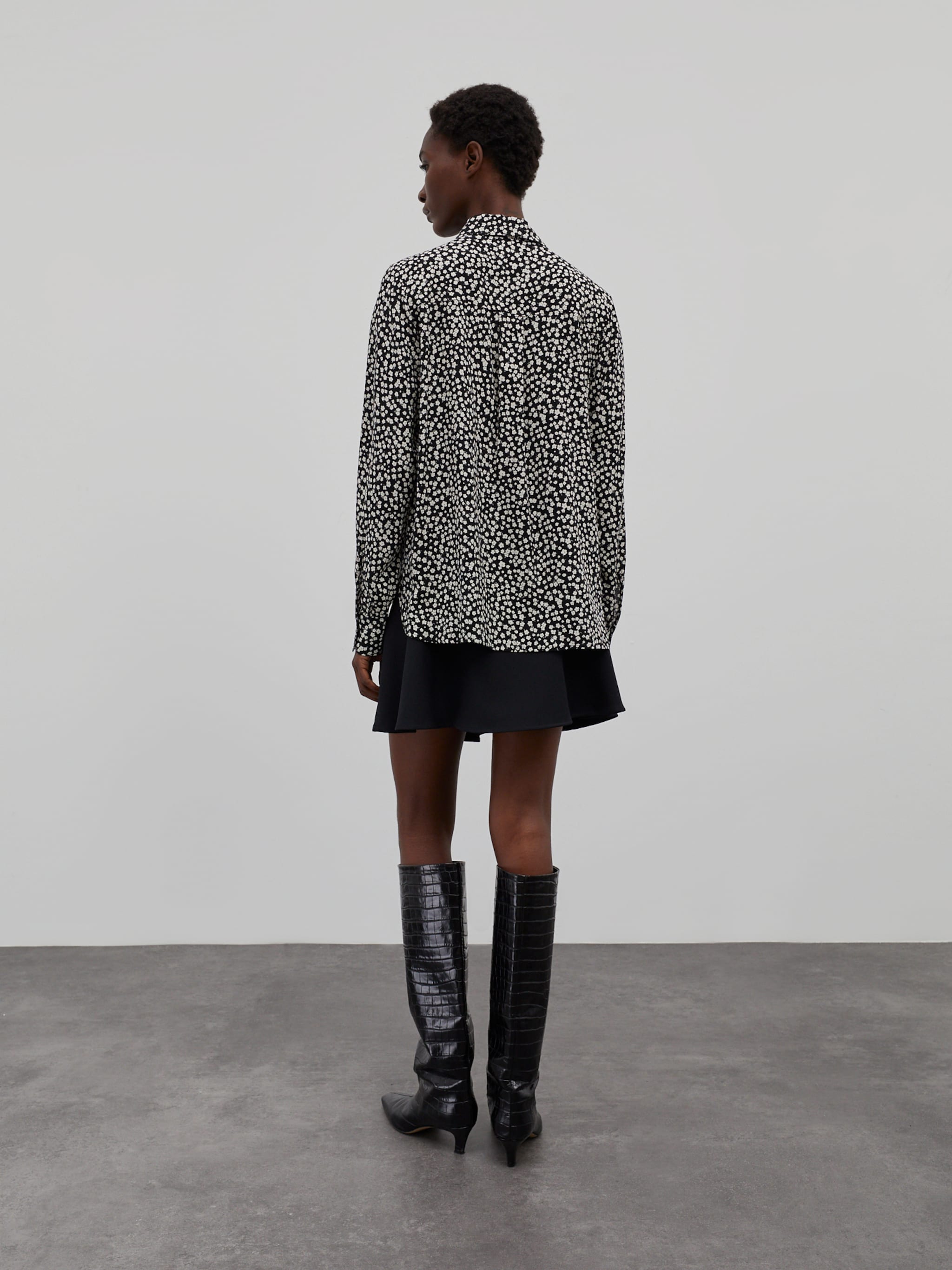 EDITED Producten Blouse 'Stephanie' Zwart
