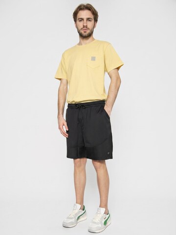 Brixton Baggy Bukser 'Shield Mesh Short' i sort