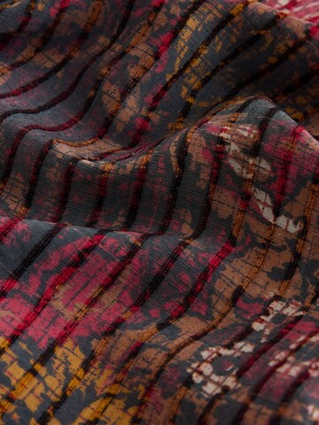 Next - Blusa en rojo