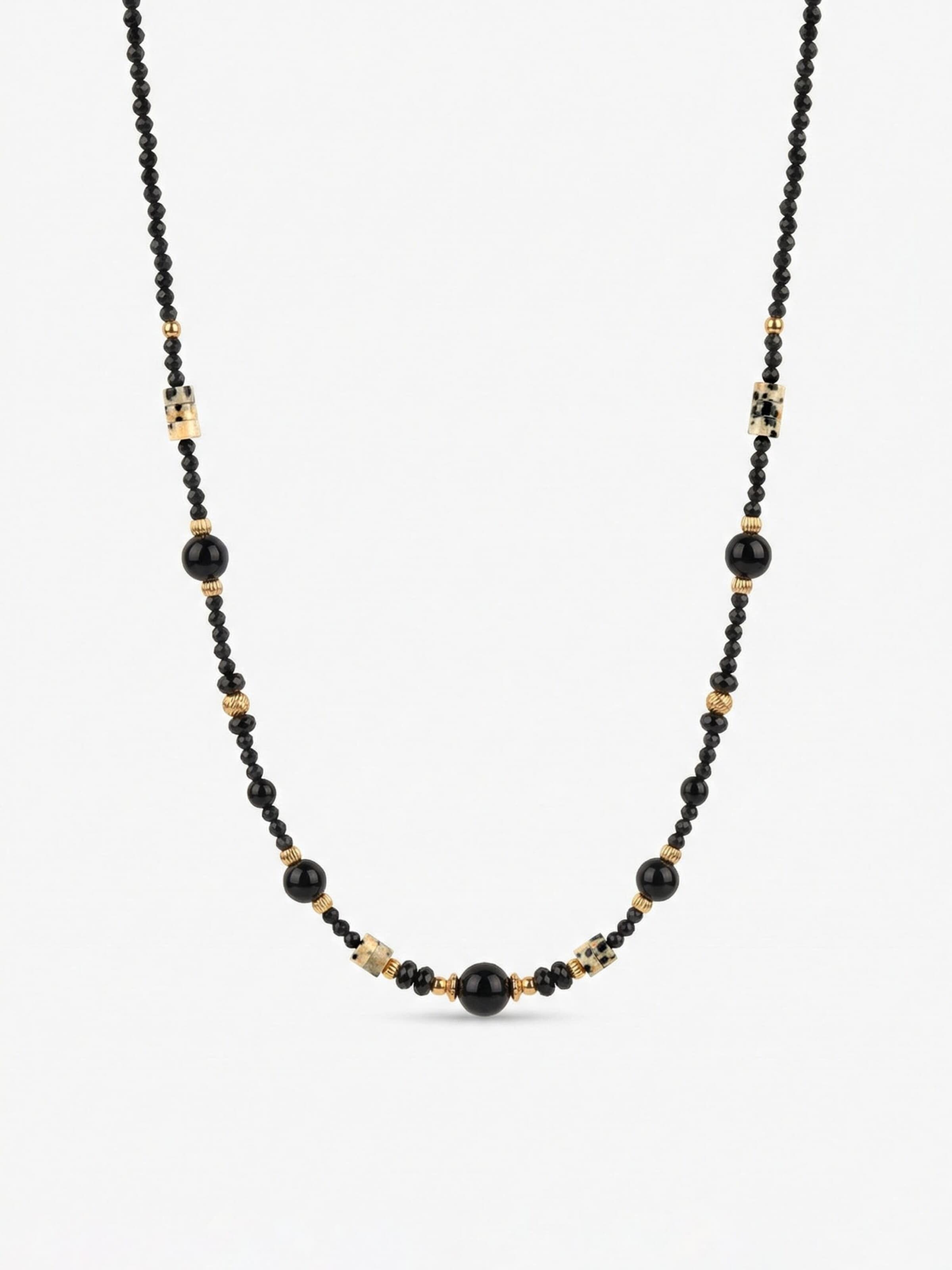 Nemomatheo Necklace 'Eclipse – Kette mit Steinperlen' in Black