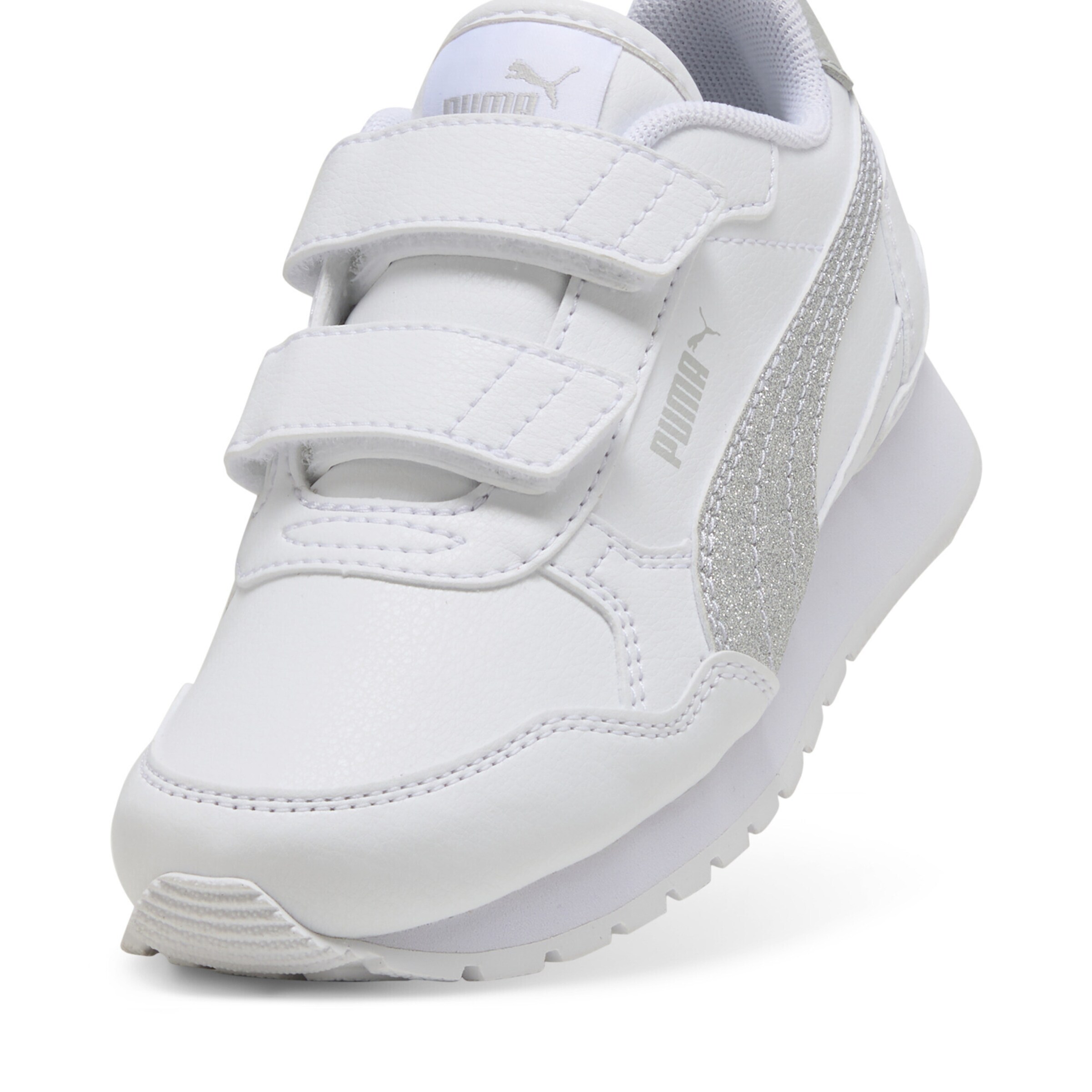 Baskets 'ST Runner V4' PUMA en blanc