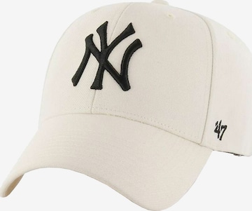 47 Cap in Beige: front