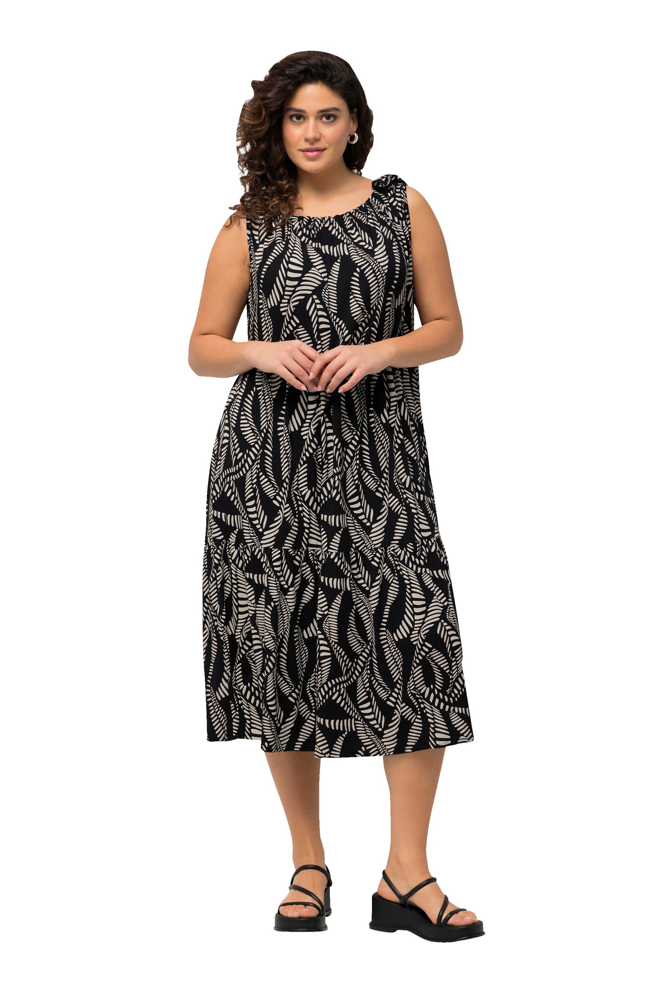 Ulla Popken Dress in Black: front