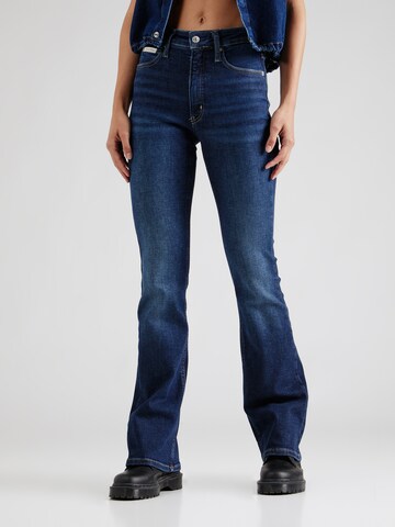 Calvin Klein Jeans - Bootcut Vaquero en azul: frente