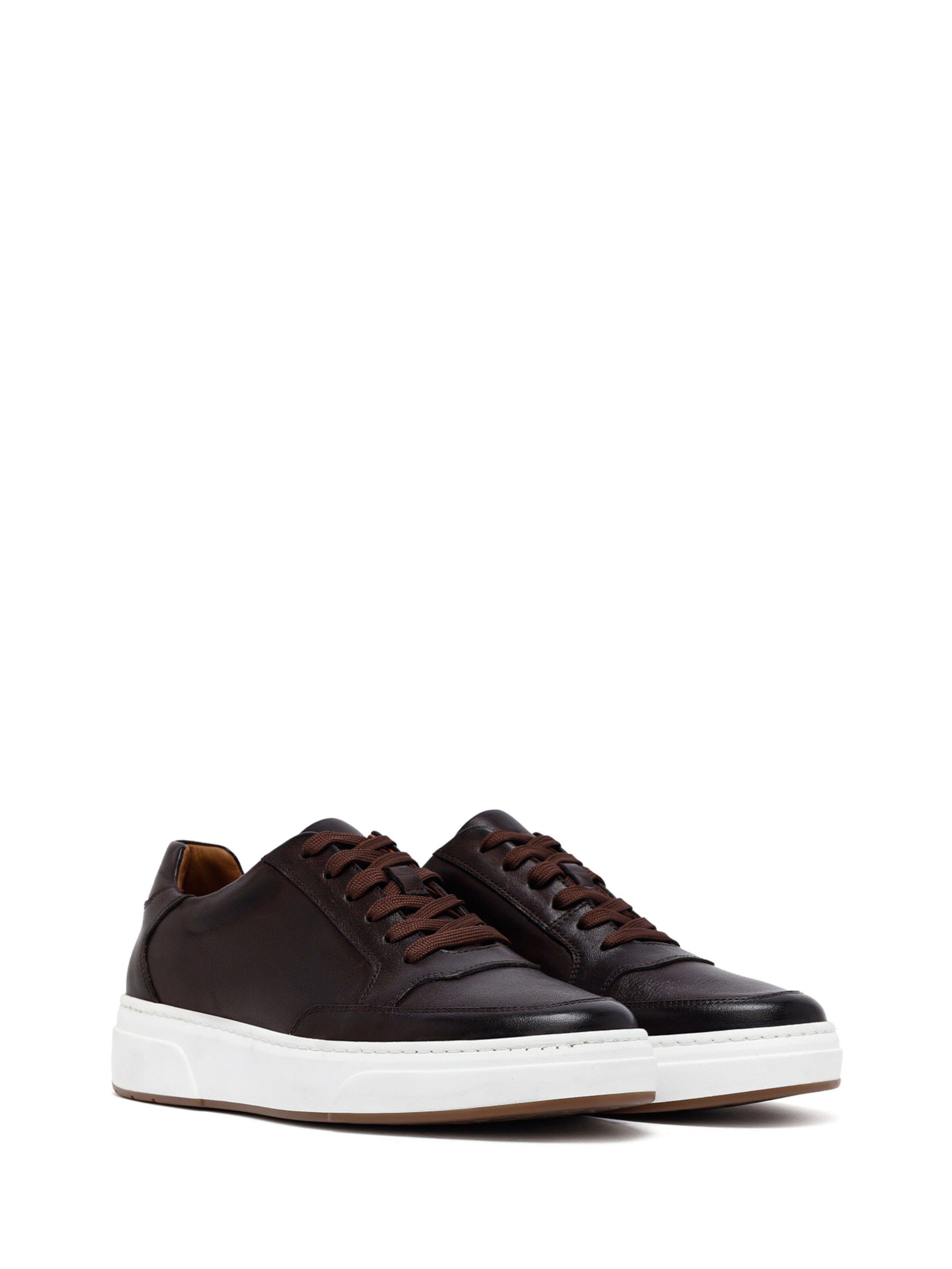 Baskets basses Derimod en marron