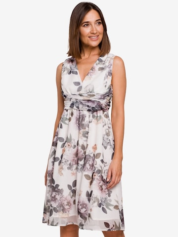 Stylove Dress in White: front