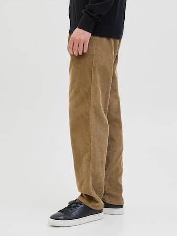 JJ Rebel - Loosefit Pantalón 'JREBKENNI' en marrón