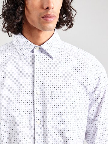 s.Oliver Slim fit Button Up Shirt in White