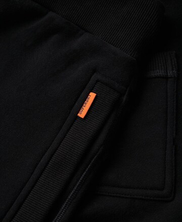 Effilé Pantalon 'Essential' Superdry & Co en vert