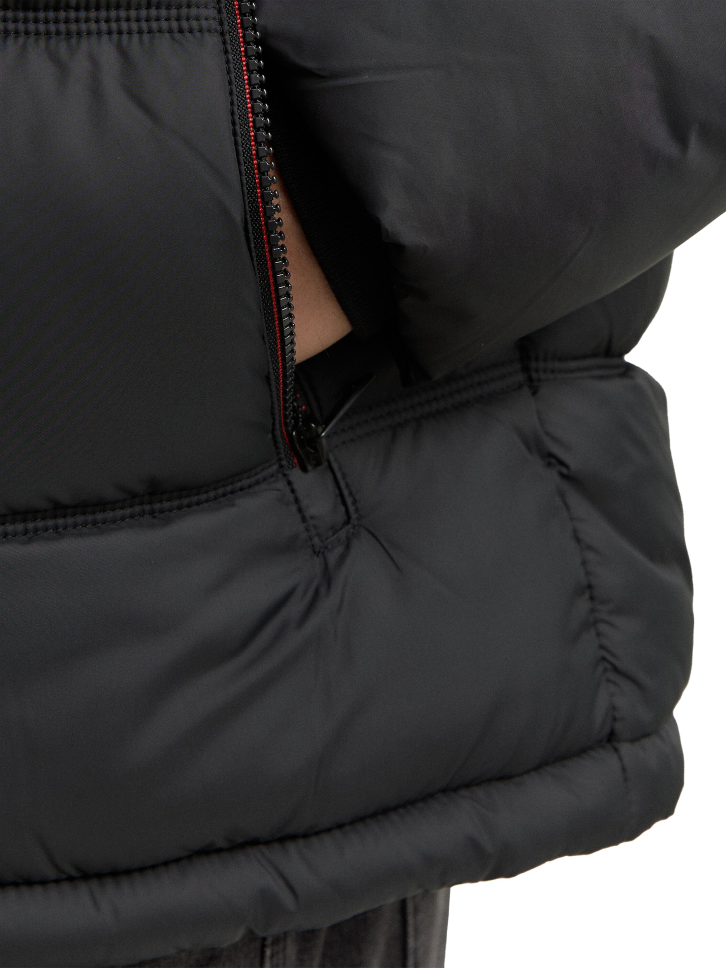 Geacă de iarnă de la TOM TAILOR pe negru