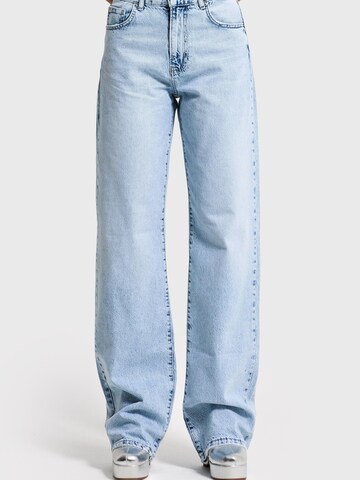 IT'S BASIC Loosefit Jeans 'SOFIA Loose High Rise Jeans' in Blauw: voorkant