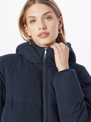 Manteau d’hiver 'TRUST' VILA en bleu