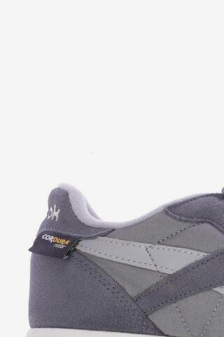 Reebok Sneaker 42 in Grau