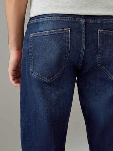 Regular Jean Next en bleu