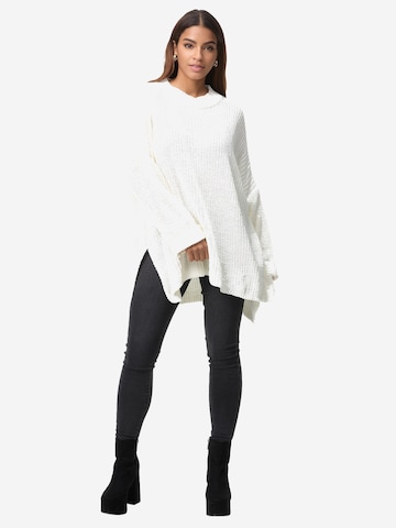 Pullover di Elara in bianco: frontale