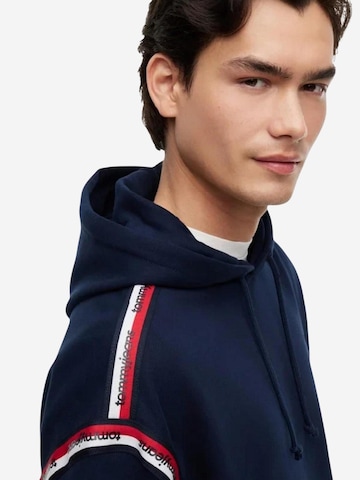 Tommy Jeans - Sudadera 'DM0DM23155' en azul