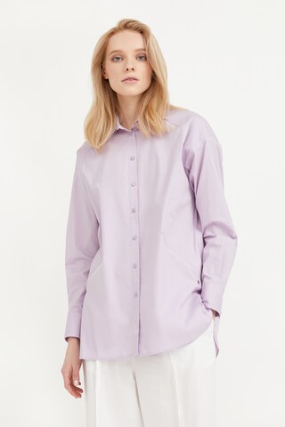 Finn Flare Blouse 'Basic' in Lila: voorkant