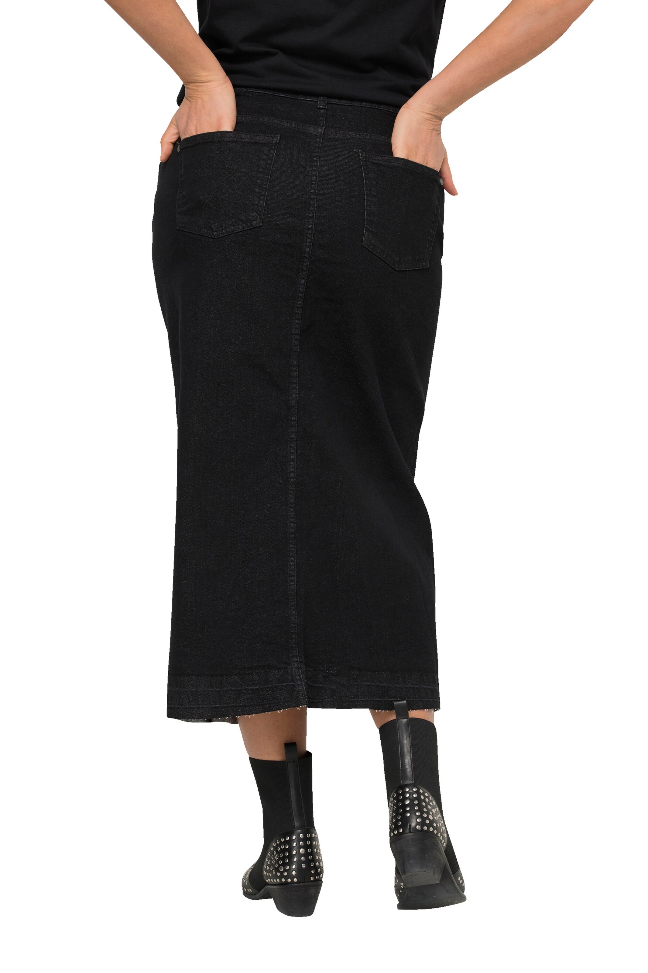 Angel of Style Skirt in Black