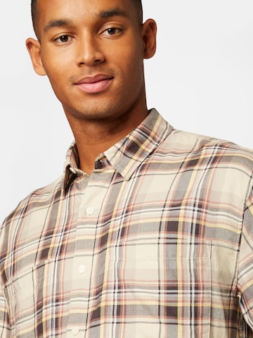 Abercrombie & Fitch Regular fit Overhemd in Bruin