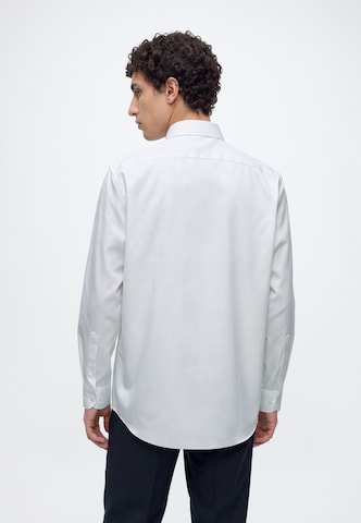 OLYMP - Ajuste regular Camisa 'Luxor' en blanco