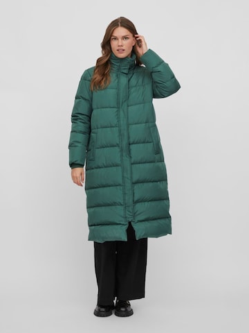 VILA Winter Coat in Green: front