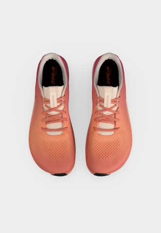 Chaussure de course 'ESCALANTE 5' Altra en orange