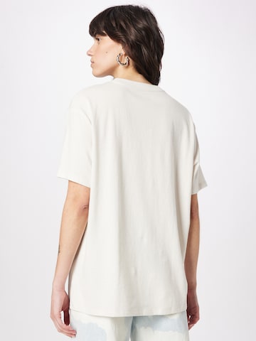 T-shirt 'FRUITY TWIST' Abercrombie & Fitch en blanc