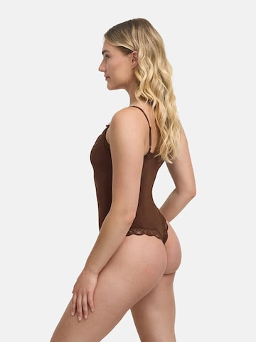 cfab (formerly creamy fabrics) - Body 'Bodysuit String mit Lace' en marrón