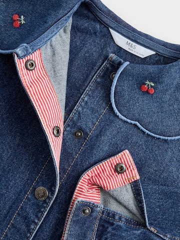 Marks & Spencer Denim-Hemdjacke mit Kragen und Kirschenstickerei (2–10 J.) in Blau