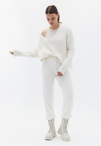 OXXO Top in Beige