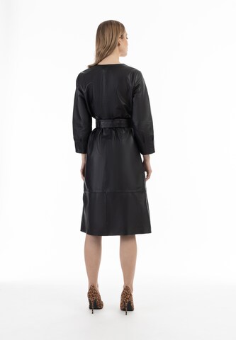 Rochie de la faina pe negru